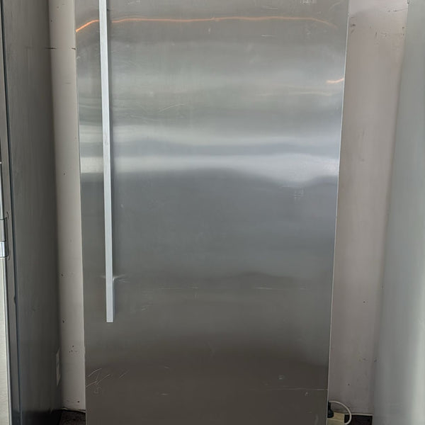 Fisher & Paykel 451L Freestanding Fridge Only, E450RX (33168)