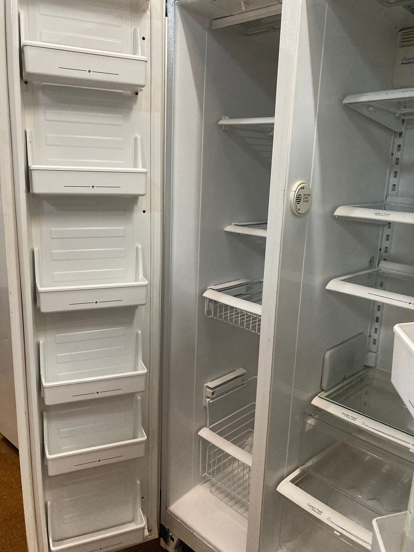 Amana Side by Side Fridge Freezer SB520S (33175)
