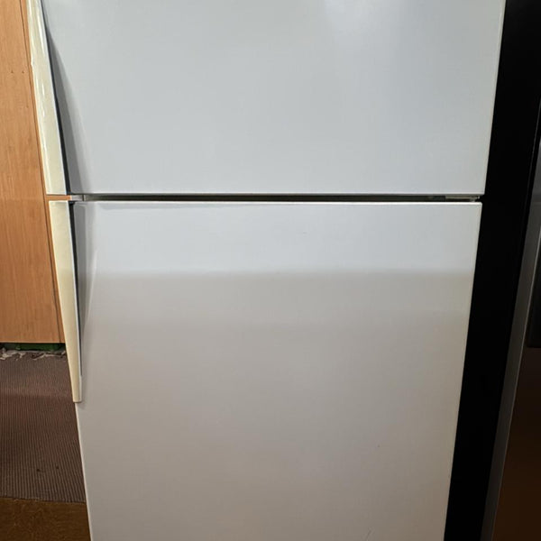 Westinghouse 517L Top Mount Fridge Freezer, RJ522VR (33176)