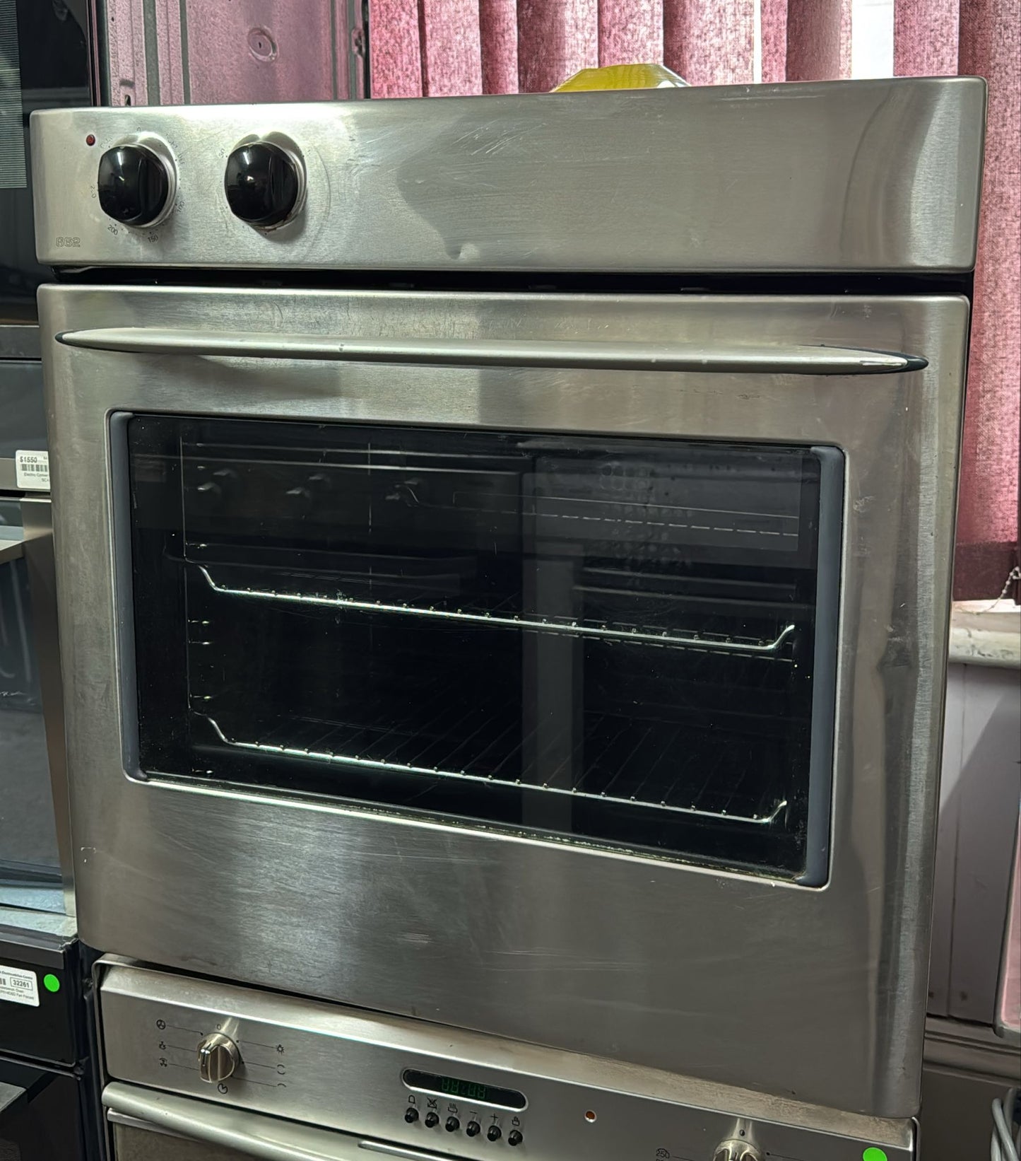 Westinghouse 662 Electric Underbench Oven, Fan Forced (33182)