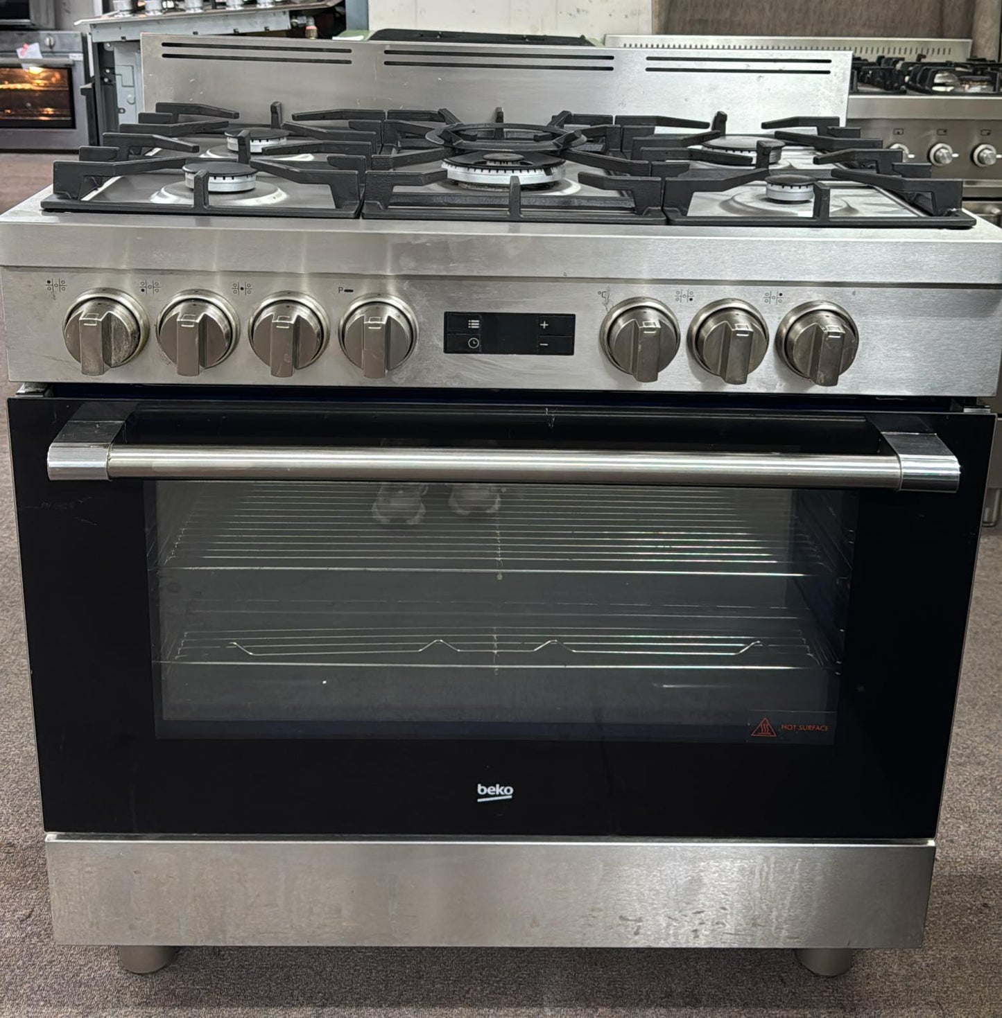 Beko 5 Burner Dual Fuel 90cm Gas Stove, BFC916GMX, Fan Forced (33195)