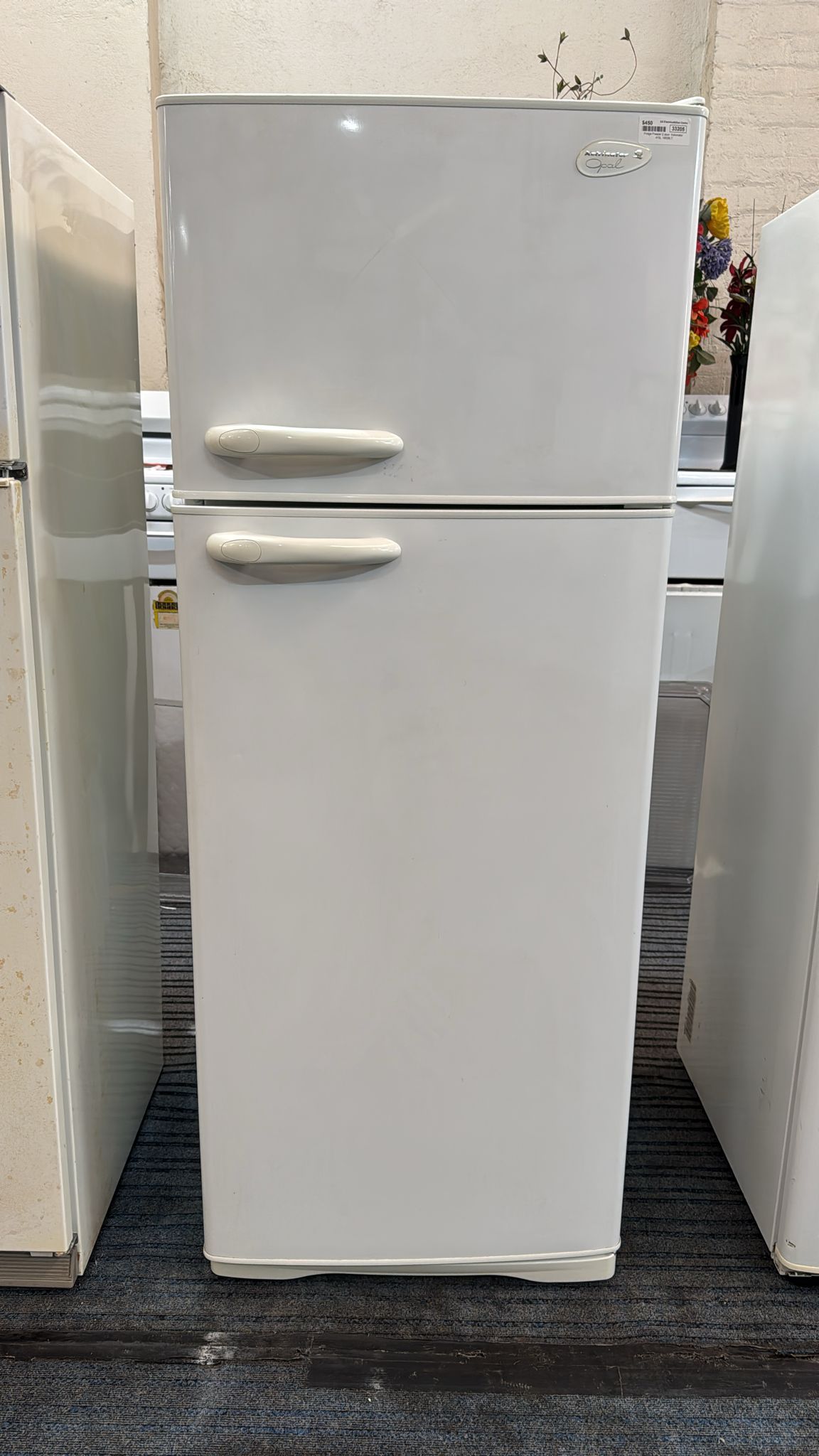 Kelvinator Top Mount Fridge Freezer N410HR 410L (33205)