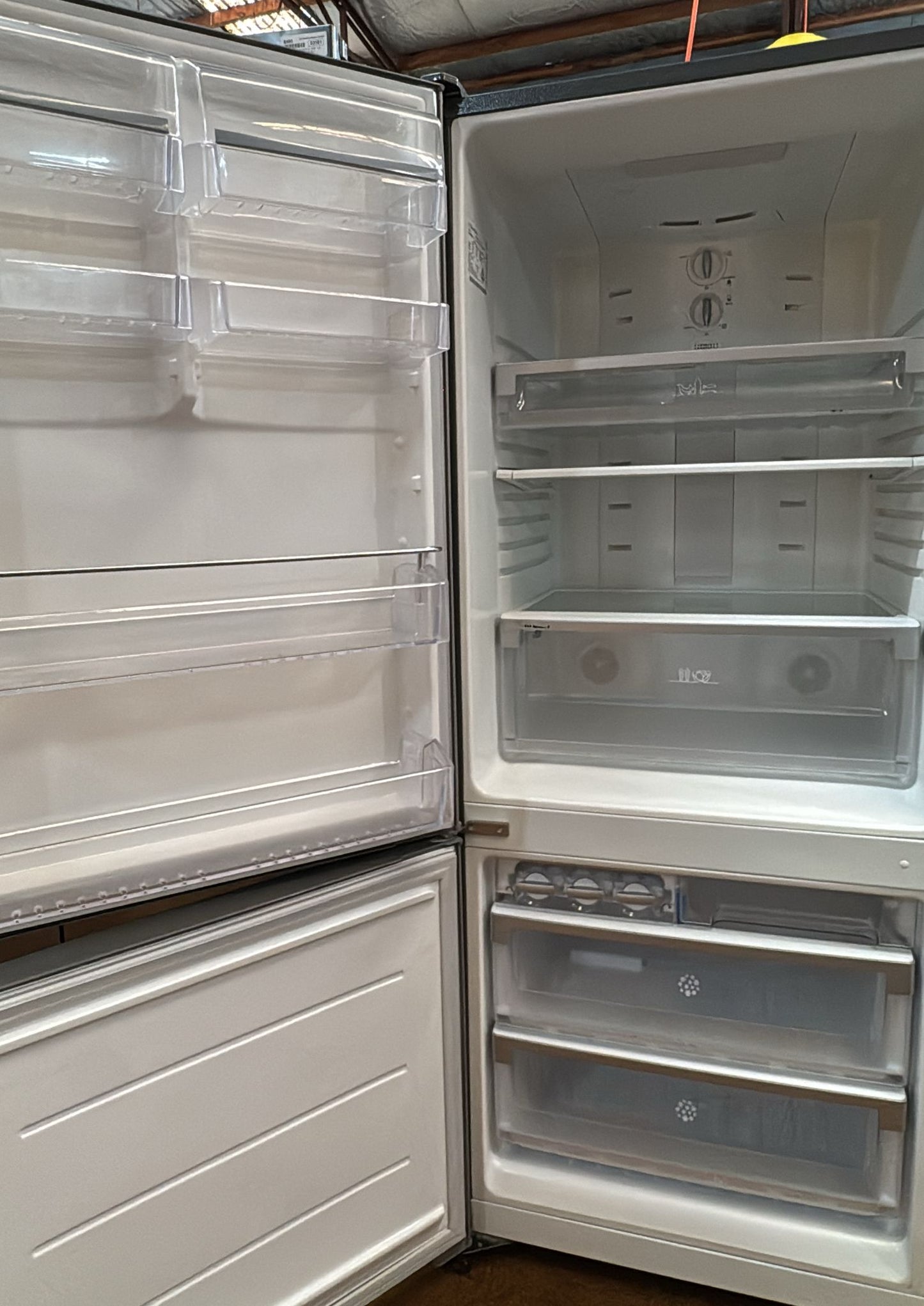 Electrolux 430L Bottom Mount Fridge Freezer, EBM4300SDL (33207)