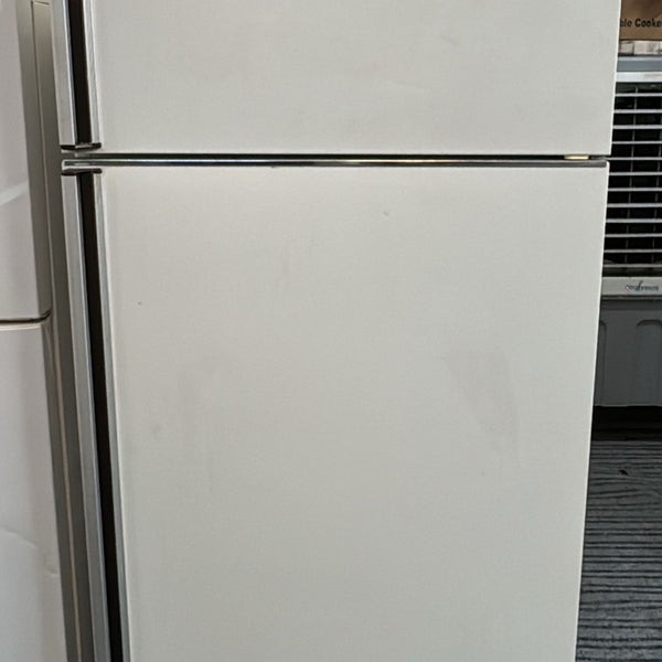 Rankarena 470LTop Mount Fridge Freezer, AT470R (33225)