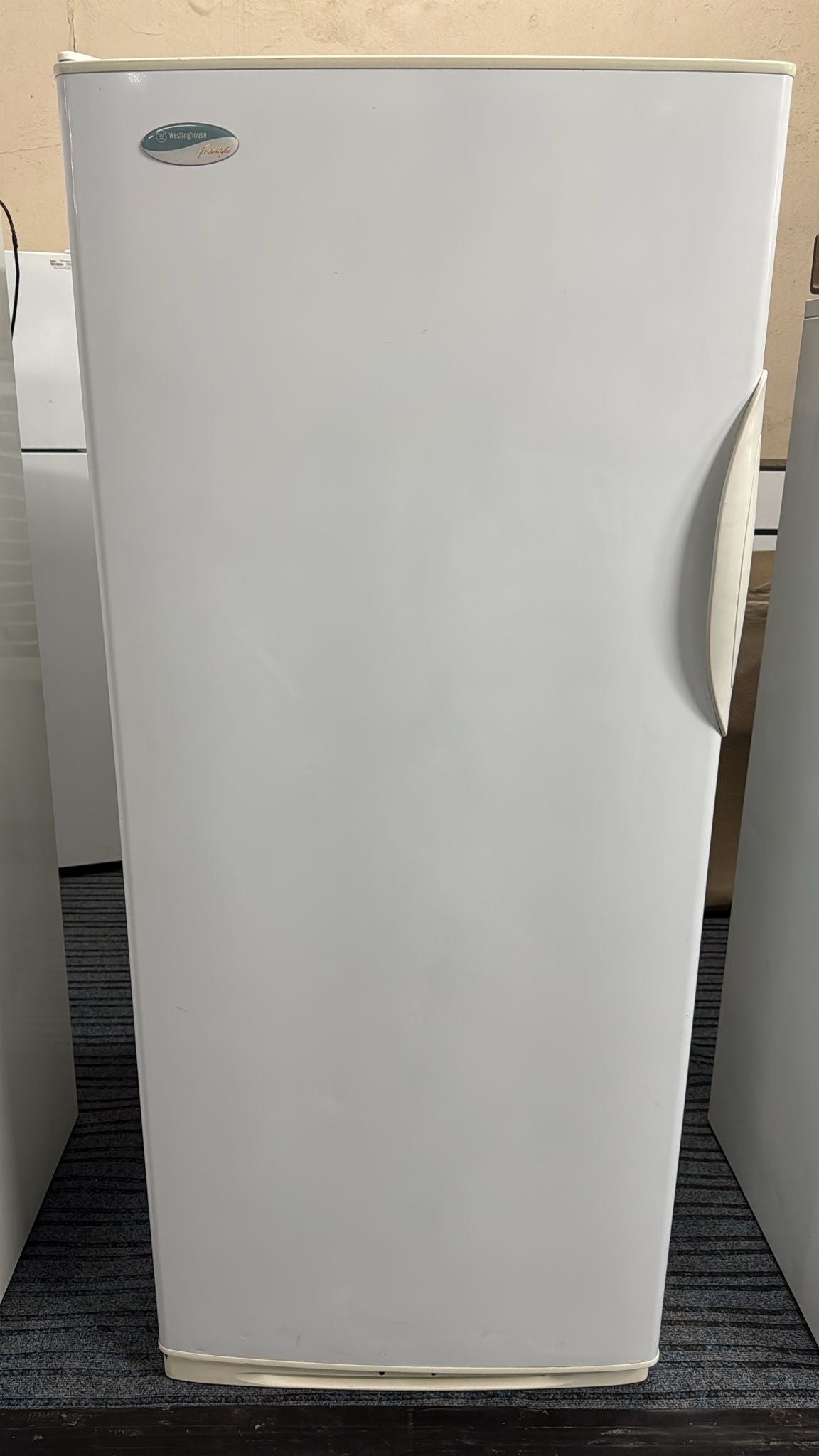 Westinghouse Upright Freezer Only 380L, FJ383 (33226)