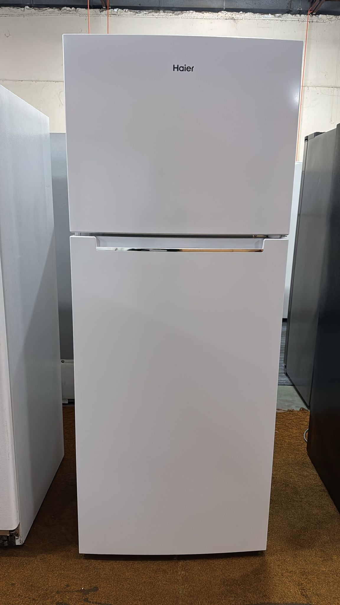 Haier Top Mount Fridge Freezer 457L, HRF454TW (33243)