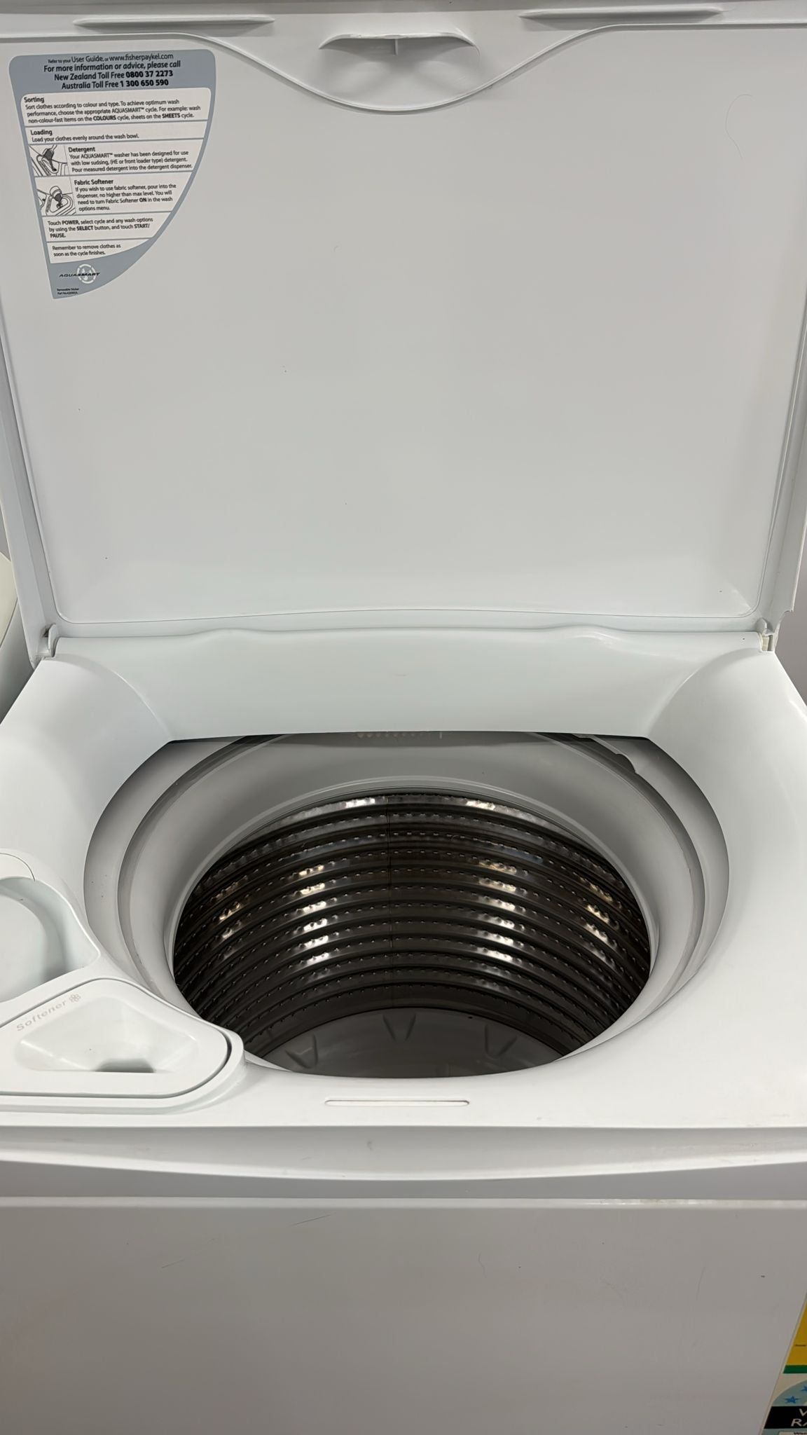 Fisher & Paykel Top Loader Washing Machine 8kg WL80T650W1 (33238)