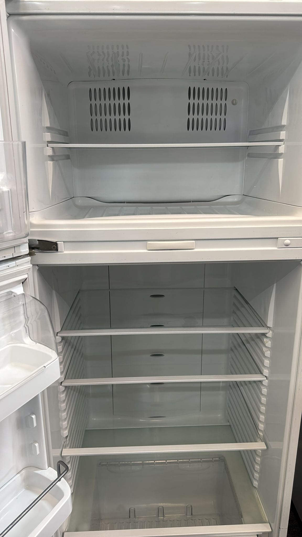 Fisher & Paykel Top Mount Fridge Freezer 380L, E381TRT (33245)