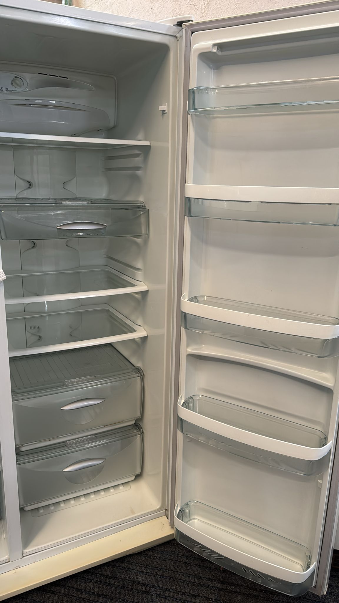 Westinghouse Side by Side Fridge Freezer 660L RS662V (33258)