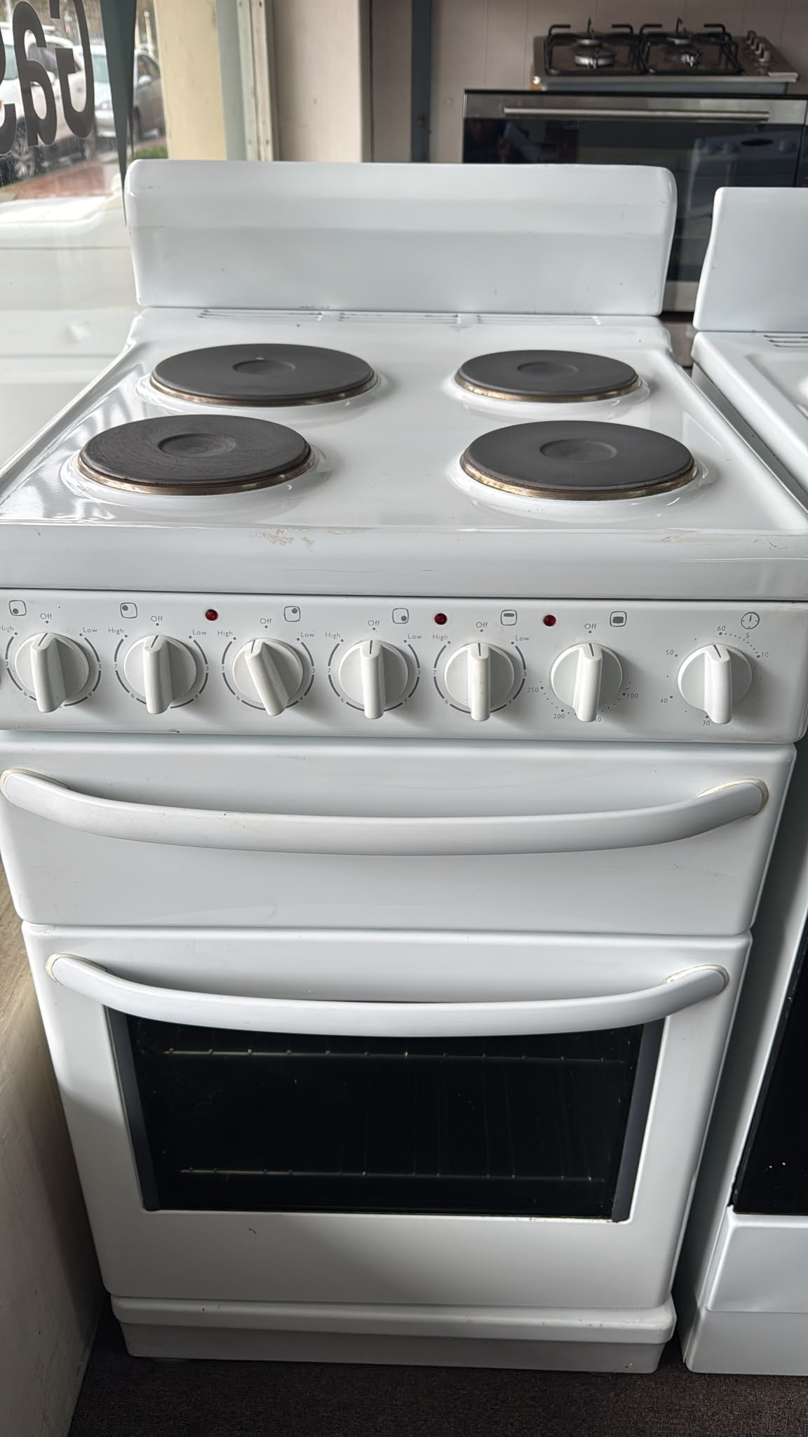 Chef 540 Electric Freestanding Stove (33270)