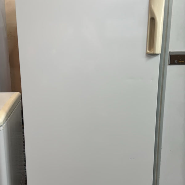 Westinghouse Upright Freezer Only 390L, FR393ML (33294)