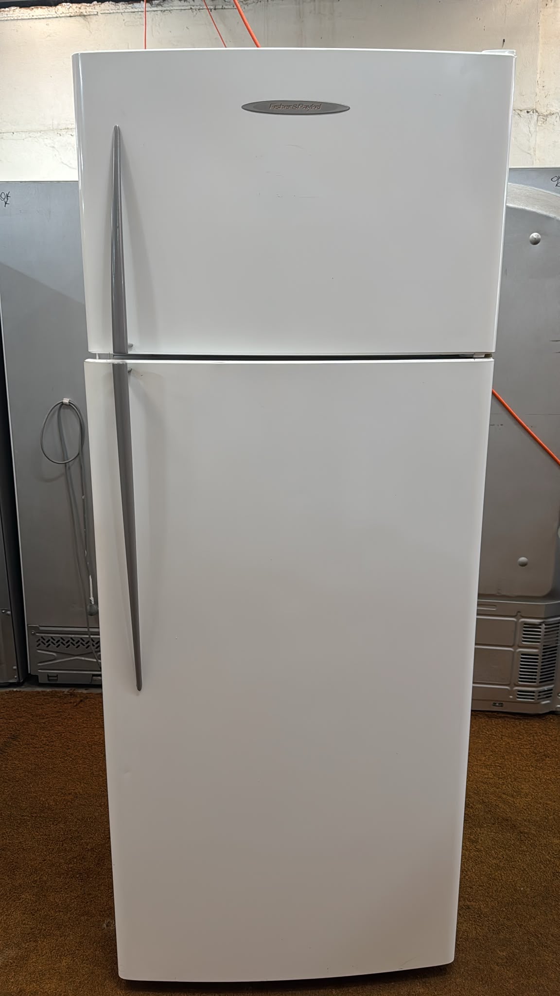 Fisher & Paykel Top Mount Fridge Freezer 440L, E440T (33291)