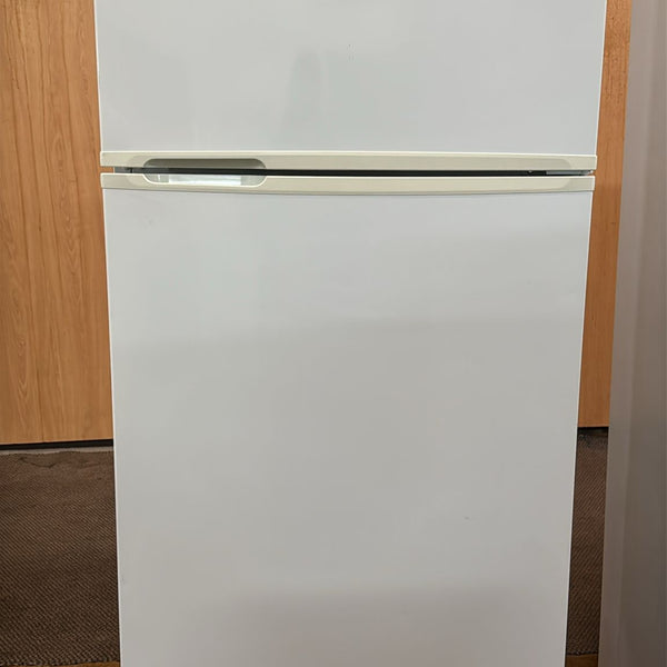 Simpson Top Mount Fridge Freezer 390L STM3900WA (33316)