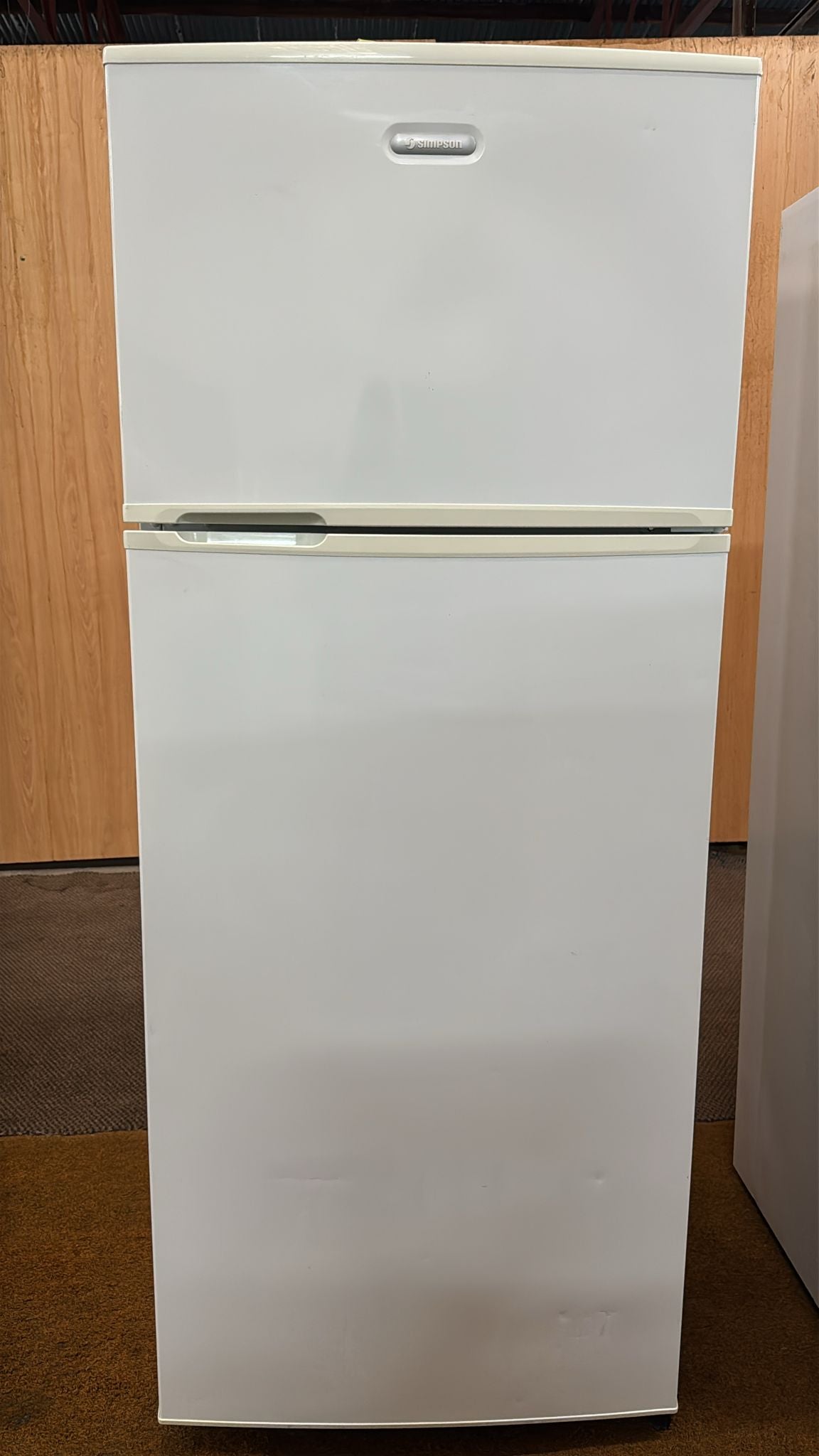Simpson Top Mount Fridge Freezer 390L STM3900WA (33316)