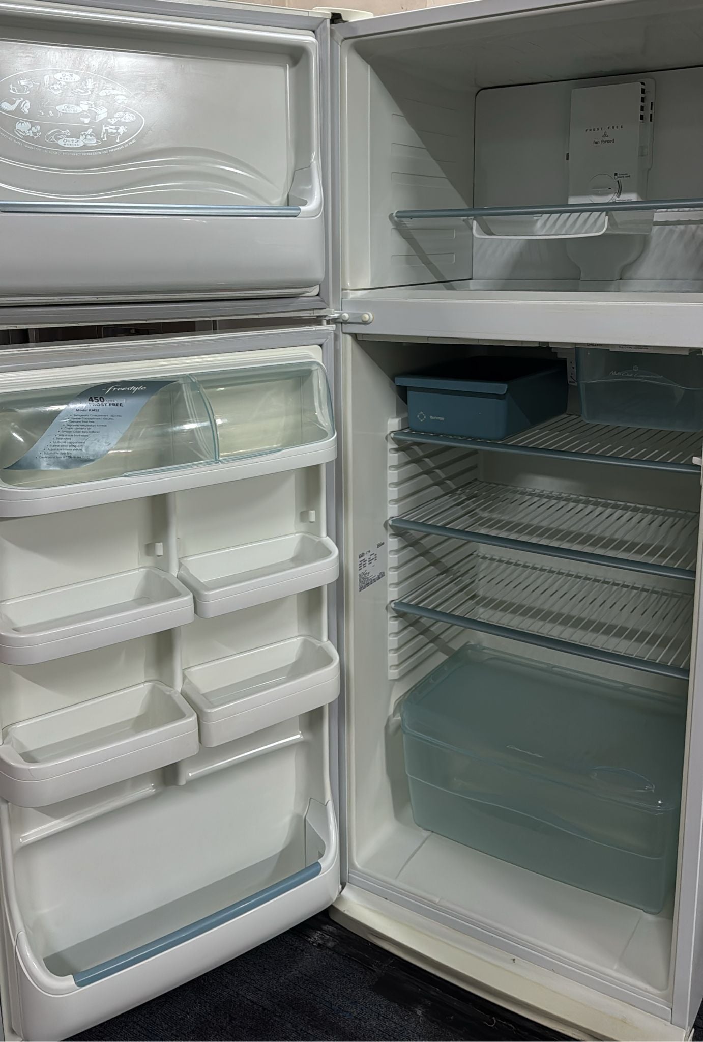 Westinghouse Top Mount Fridge Freezer RJ452 450L (33327)