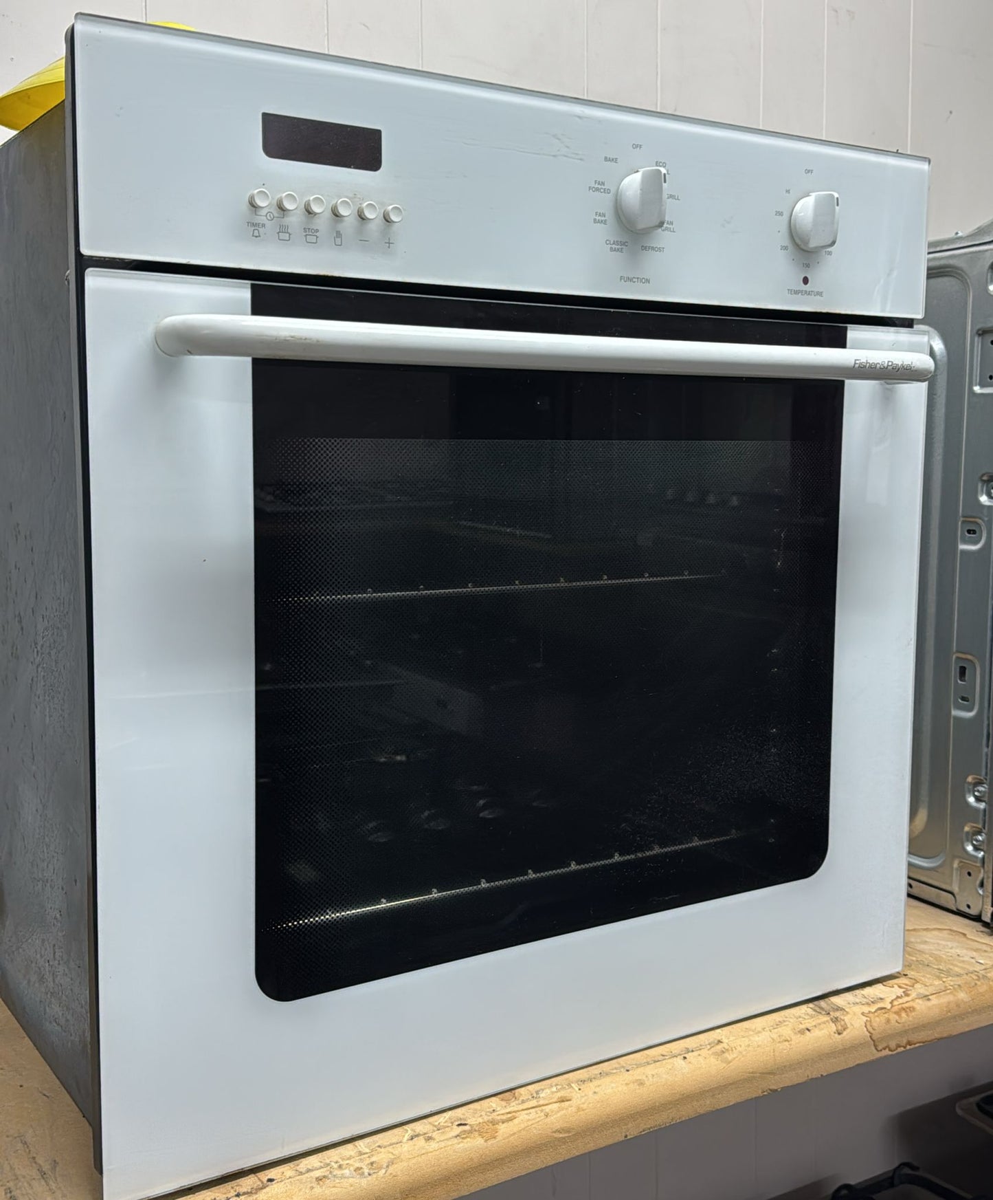 Fisher & Paykel 60cm Electric Underbench Oven, Fan Forced (33336)