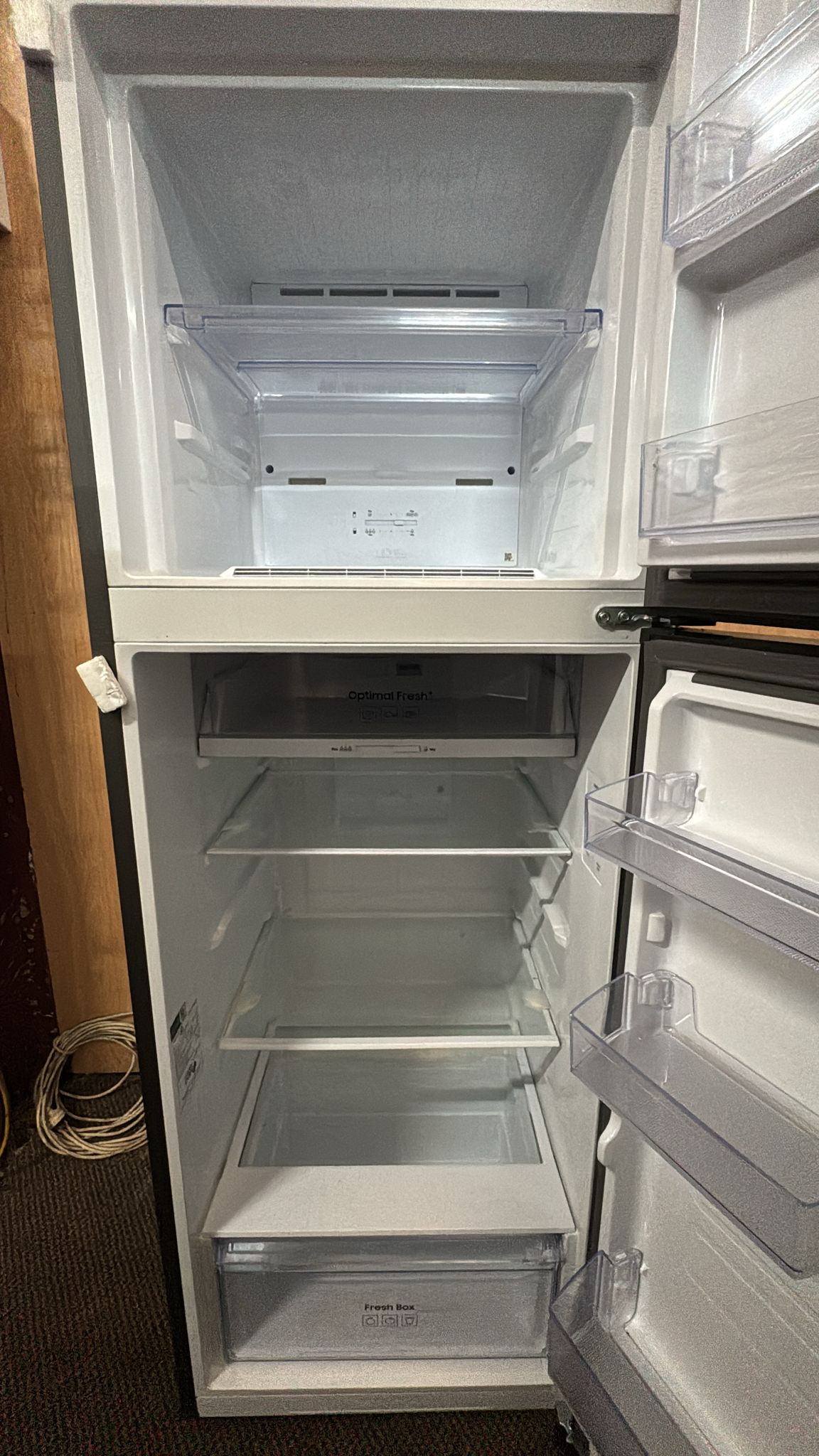 Samsung Fridge Freezer Top Mount 348L SRT3700B 348L (33350)