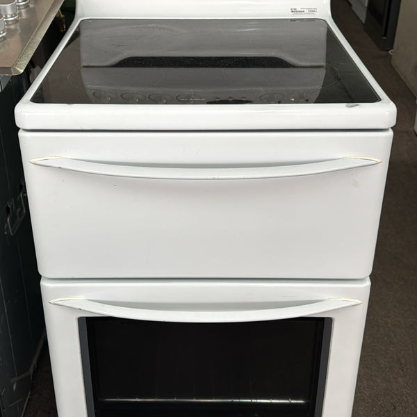 Westinghouse 54cm Electric Stove, Fan Forced, Ceramic top (33364)