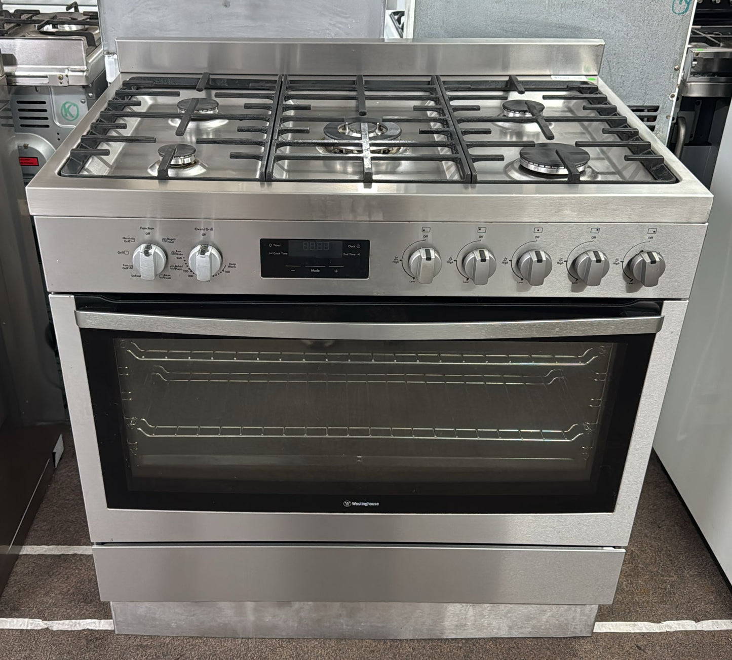 Westinghouse 90cm Dual Fuel Gas Stove, WFE914SB (33369)