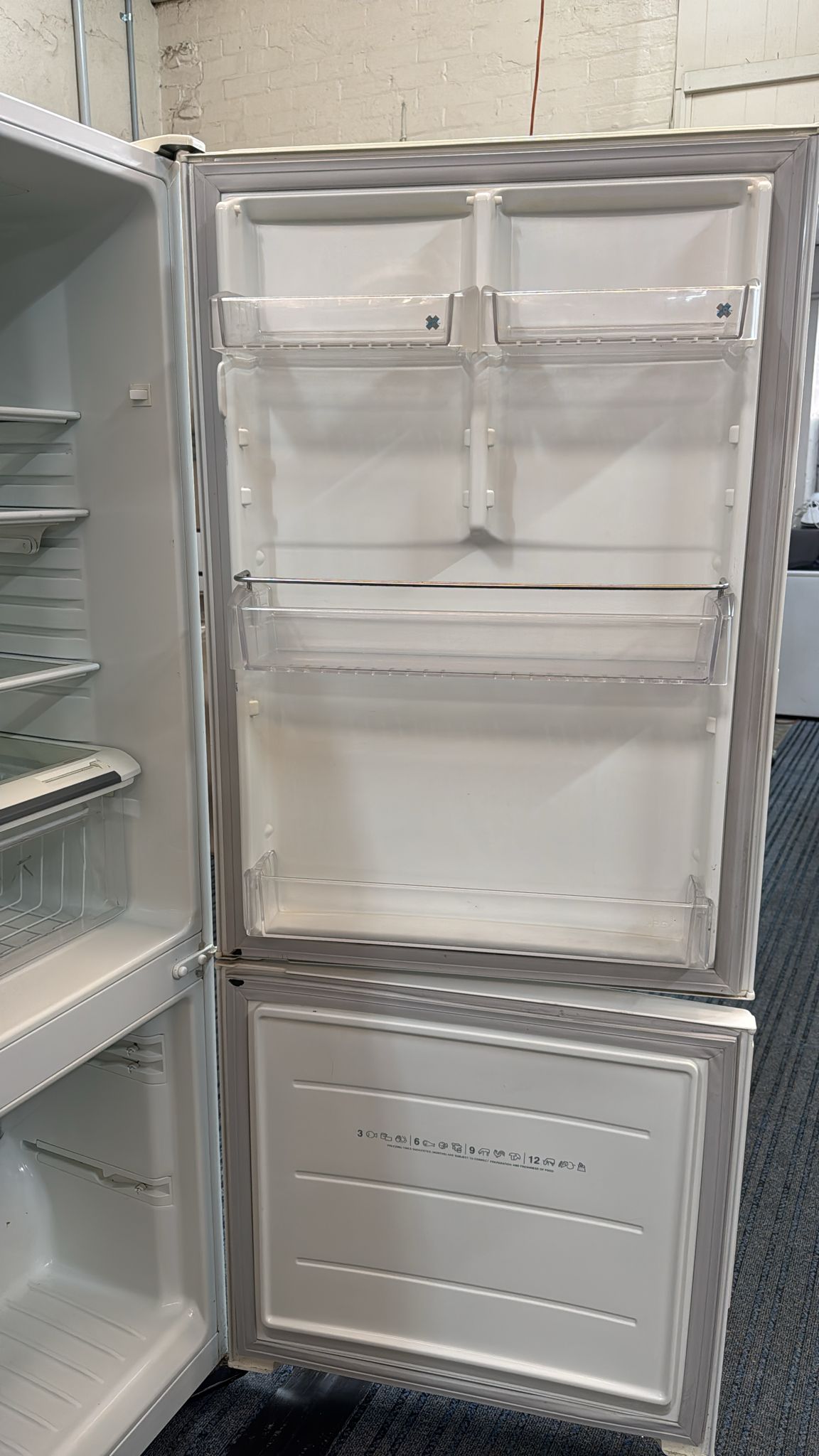 Kelvinator Bottom Mount Fridge Freezer 381L NB380JR  (33378)