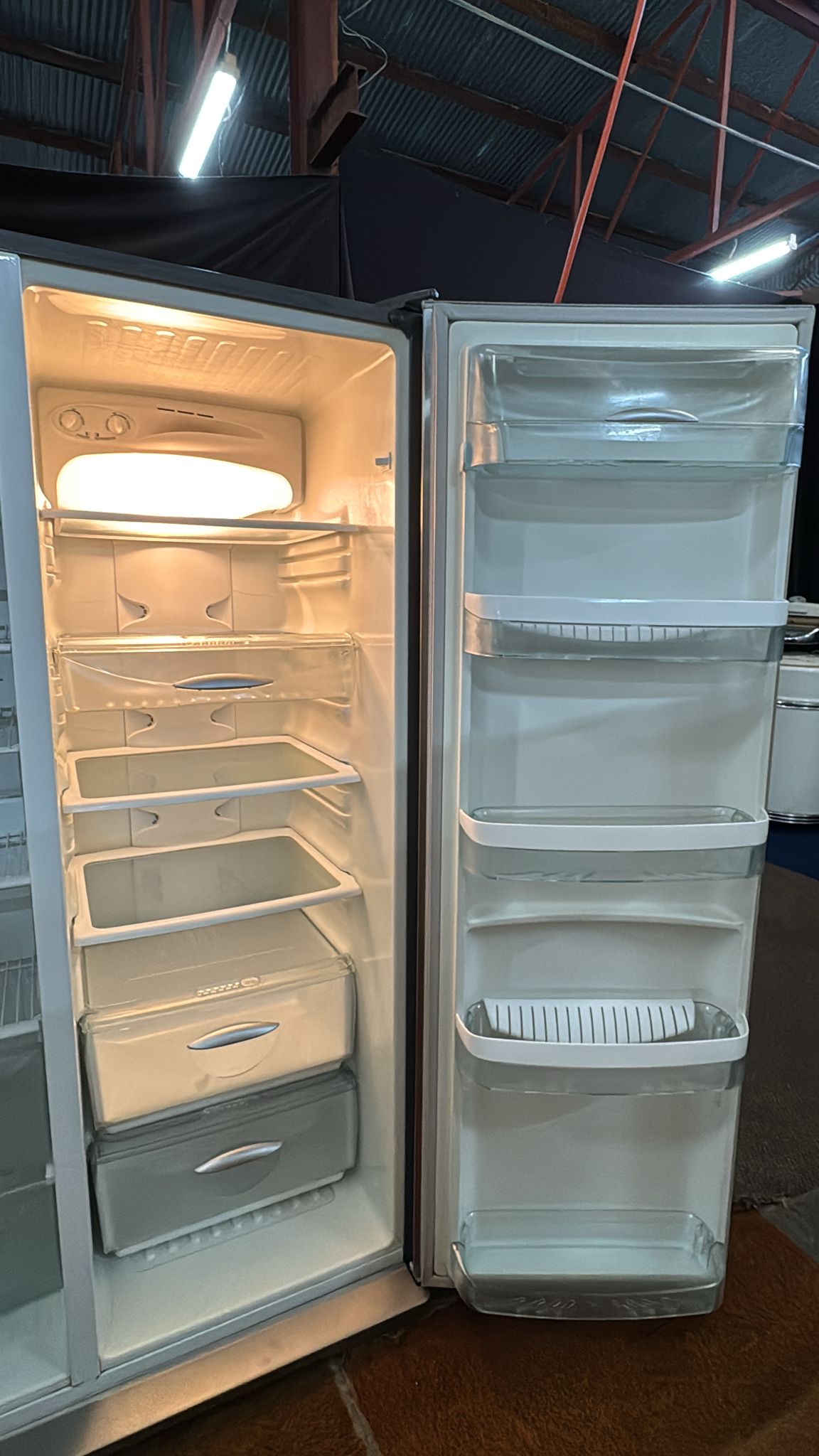 Westinghouse Side by Side Fridge Freezer 660L RS663V*7 (33394)
