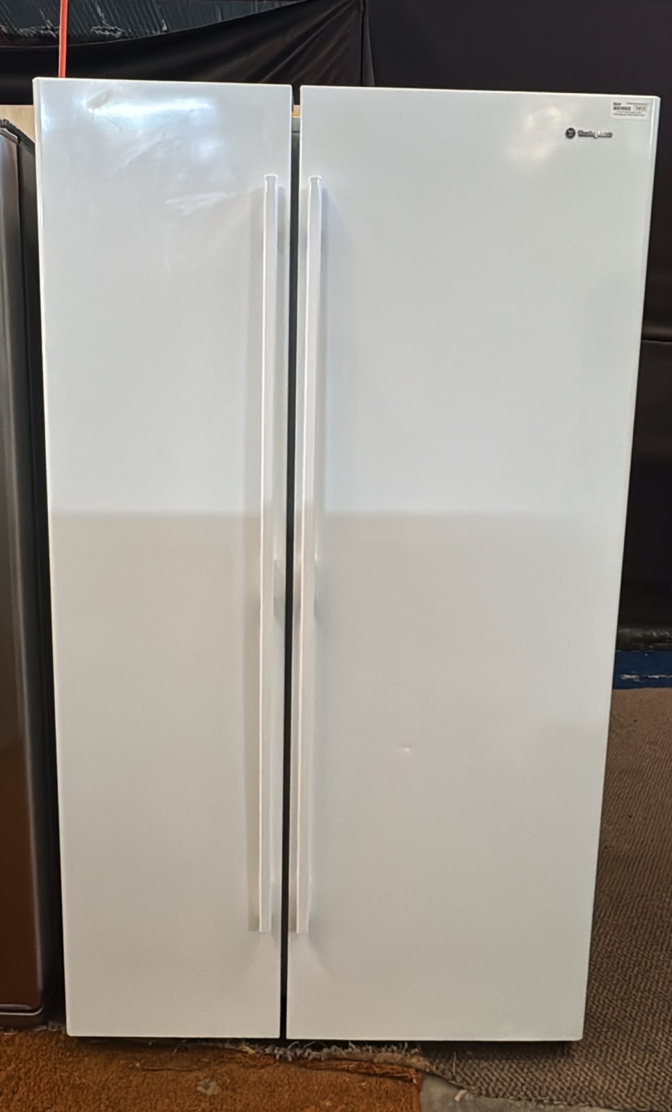Westinghouse Side by Side Fridge Freezer 700L WSE7000WF (33412)