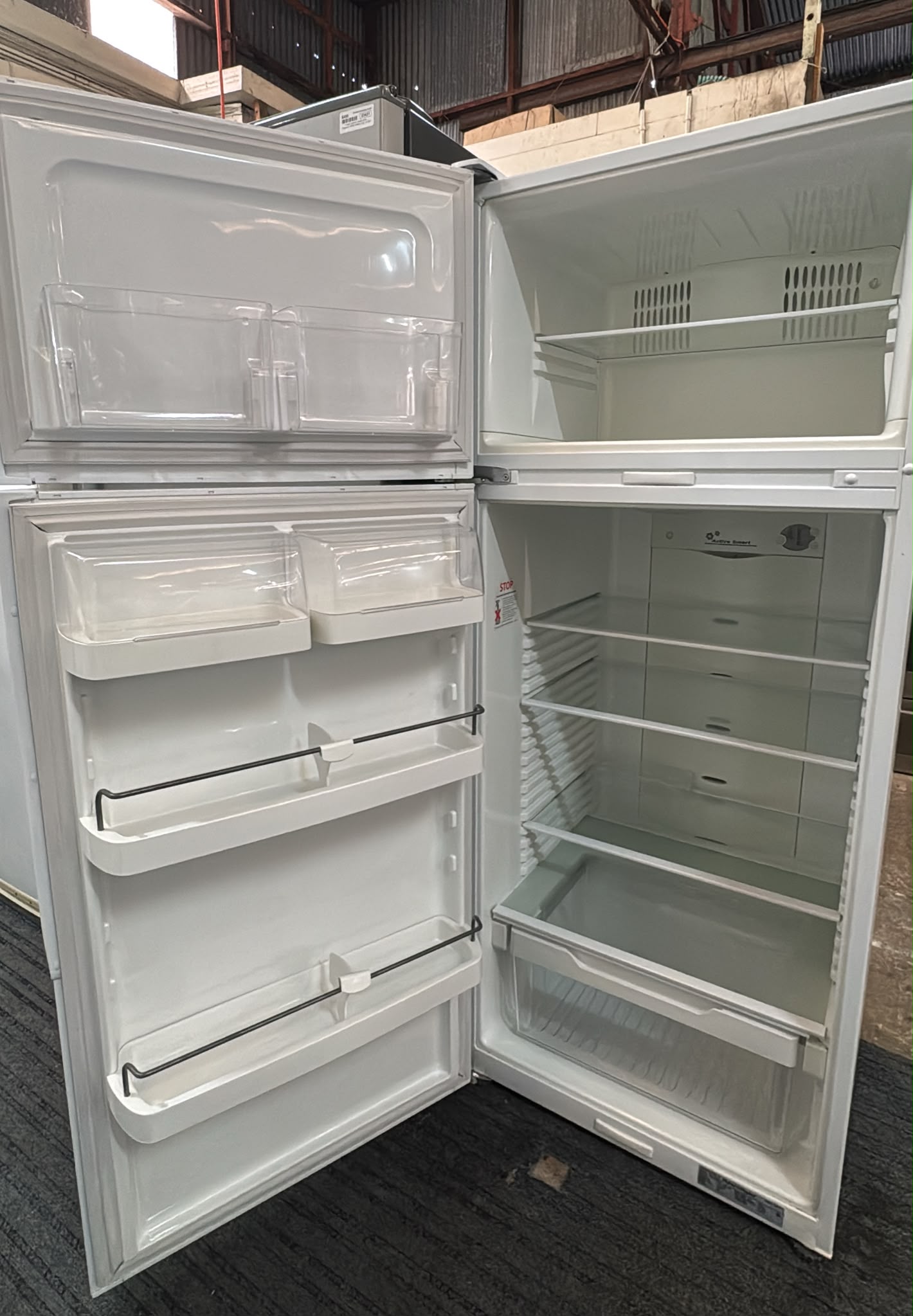 Fisher & Paykel Top Mount Fridge Freezer 380L, E381TRT (33436)