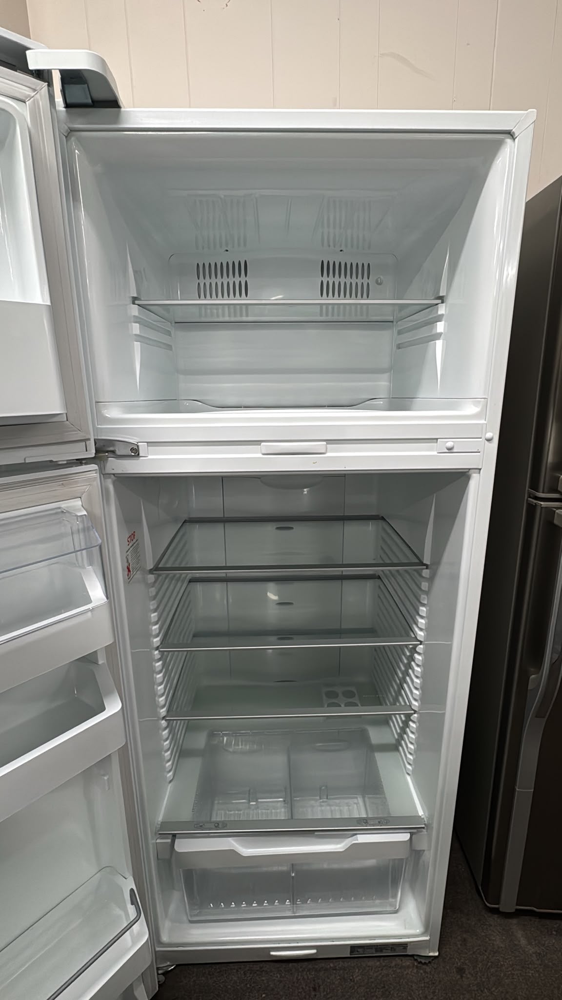 Fisher & Paykel Top Mount Fridge Freezer 380L, E381TLPWG  (33442)