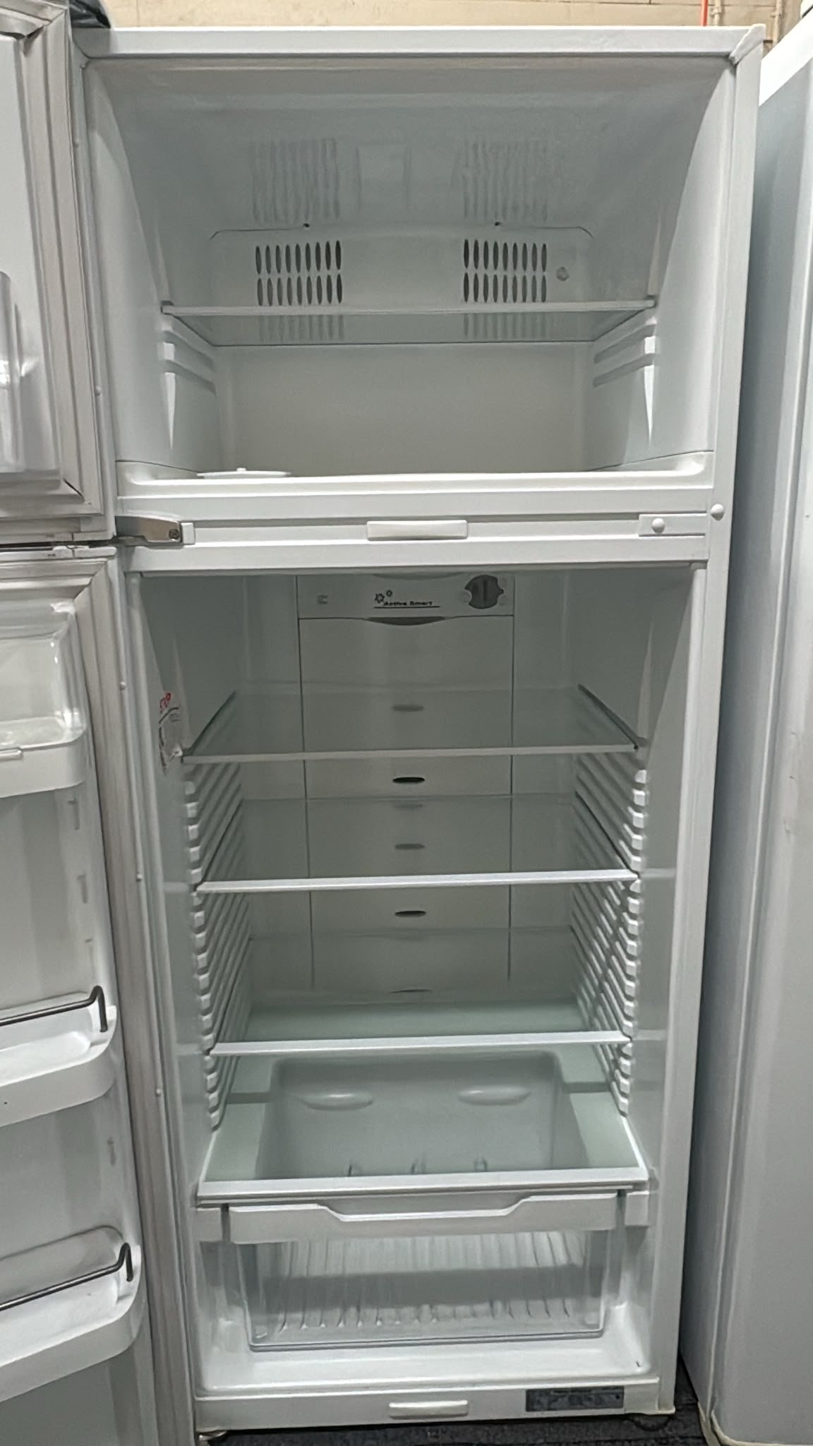 Fisher & Paykel Top Mount Fridge Freezer 380L, E381TLT (33445)