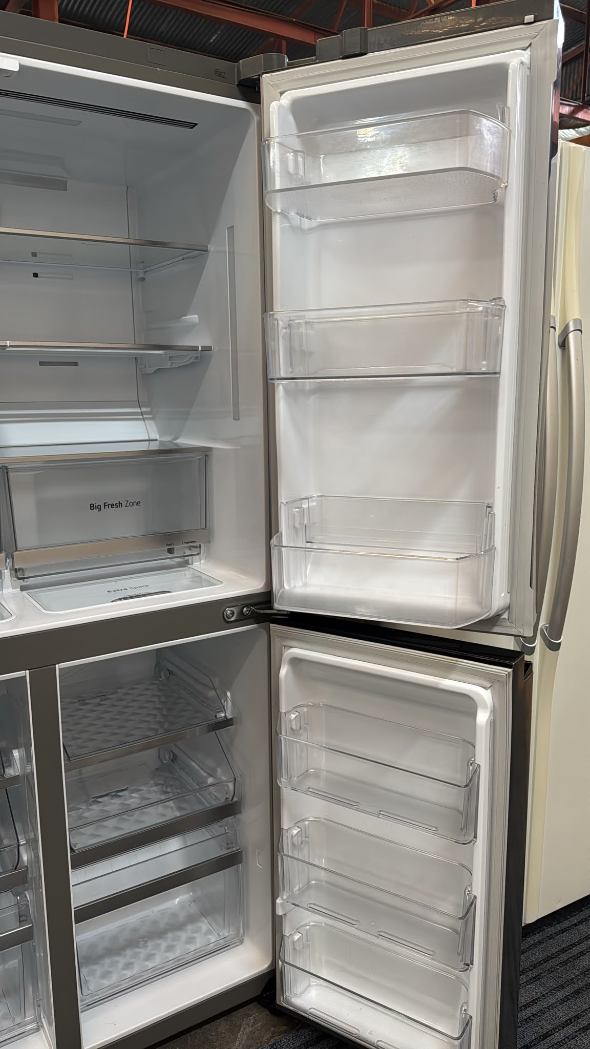 LG Quad Door Fridge Freezer  GF-V706PL (33458)