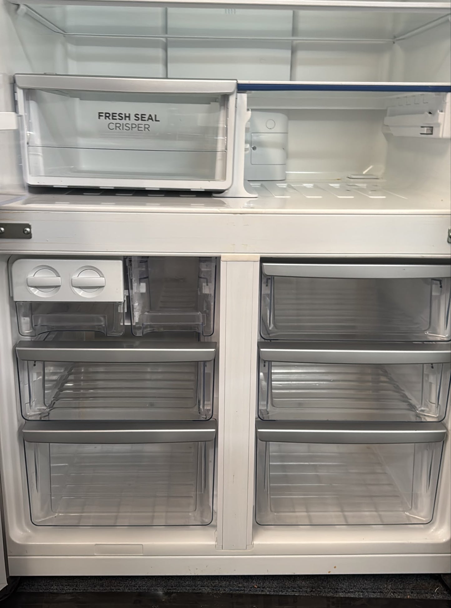 Westinghouse French Door Fridge Freezer 600L, WQE6000SB (33474)