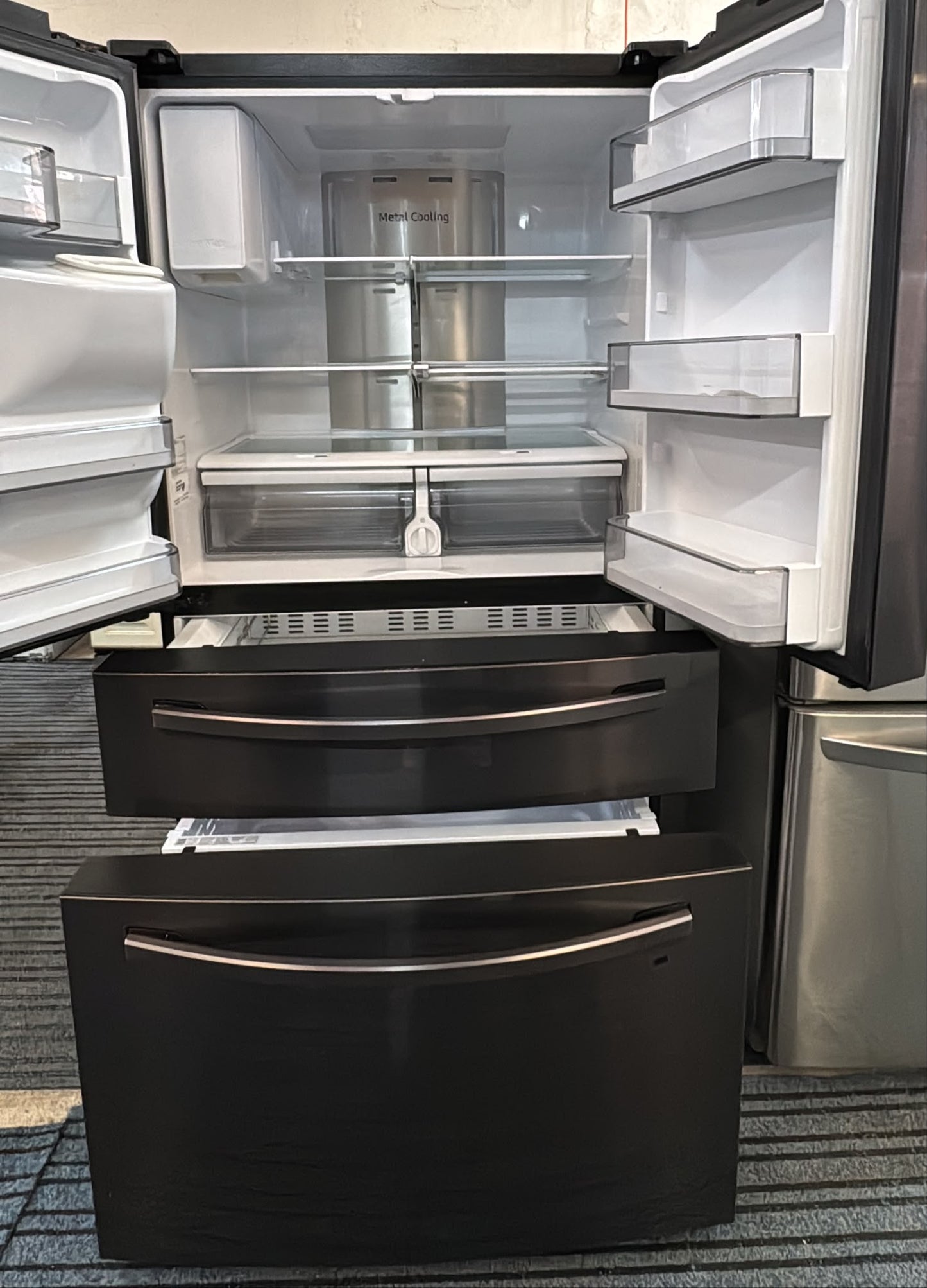 Samsung French Door Fridge Freezer SRF662BFH4 662L (33476)