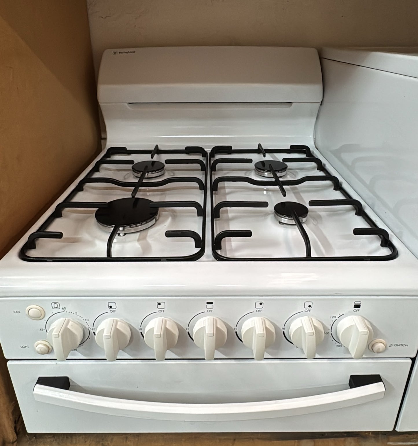 Westinghouse Natural Gas Elevated Stove (33495)