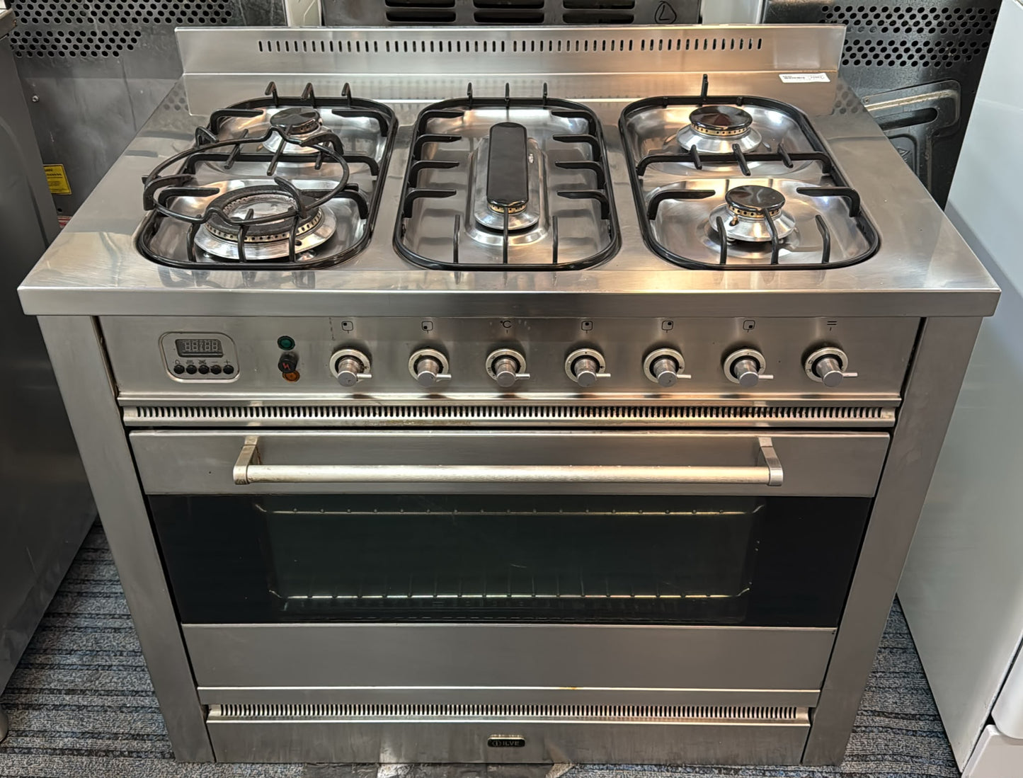 ILVE 90cm Natural Gas Stove 5 Burners (33503)