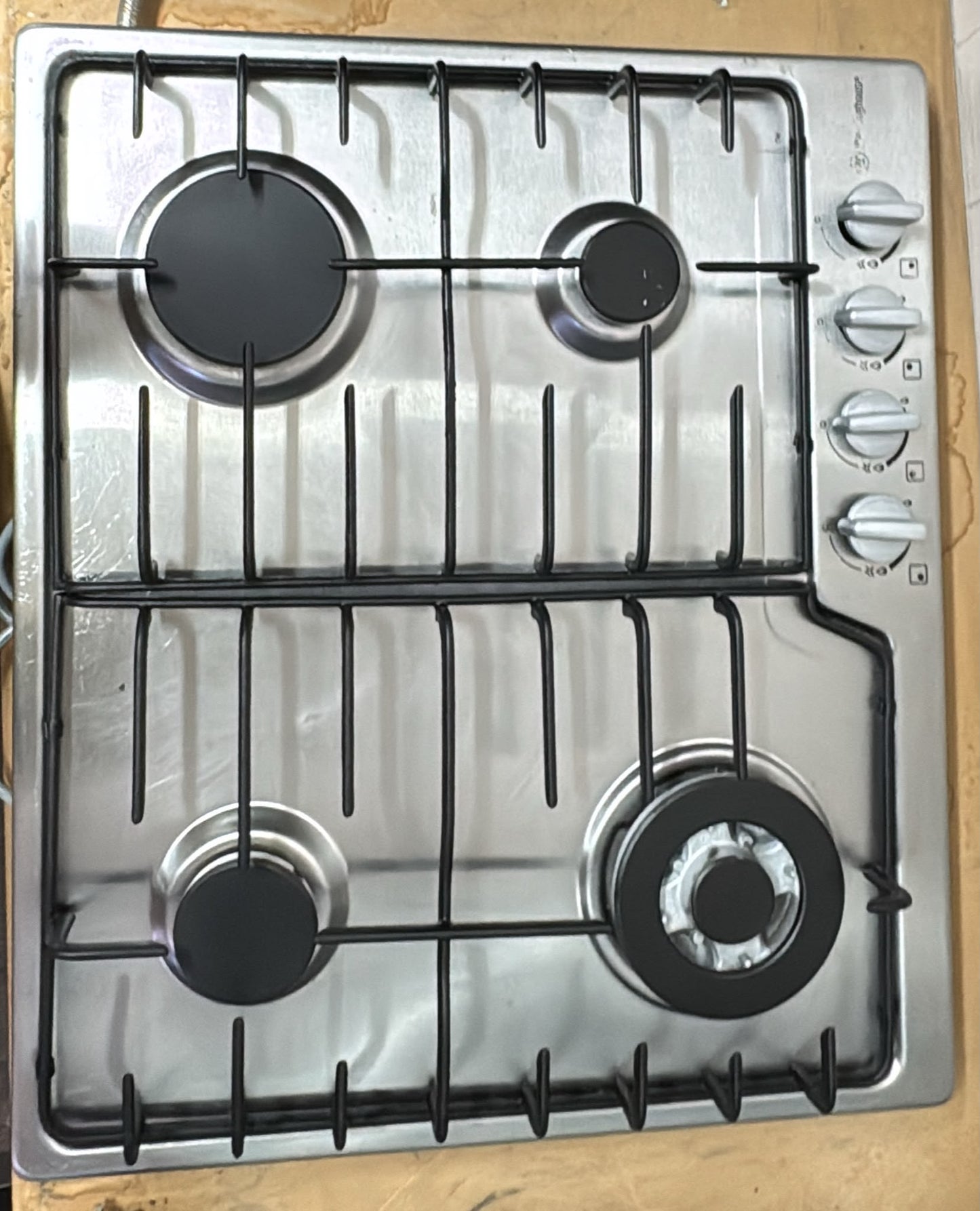 Westinghouse Natural Gas Cooktop 4 Burners, GHP16S (33513)