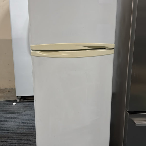 LG Top Mount Fridge Freezer 253L (33520)