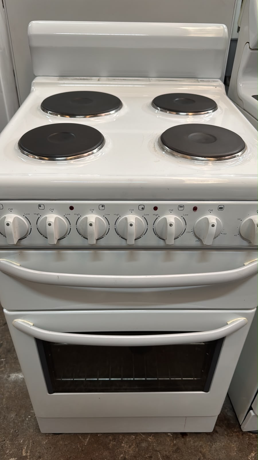Chef 54cm Electric Freestanding Stove (33527)