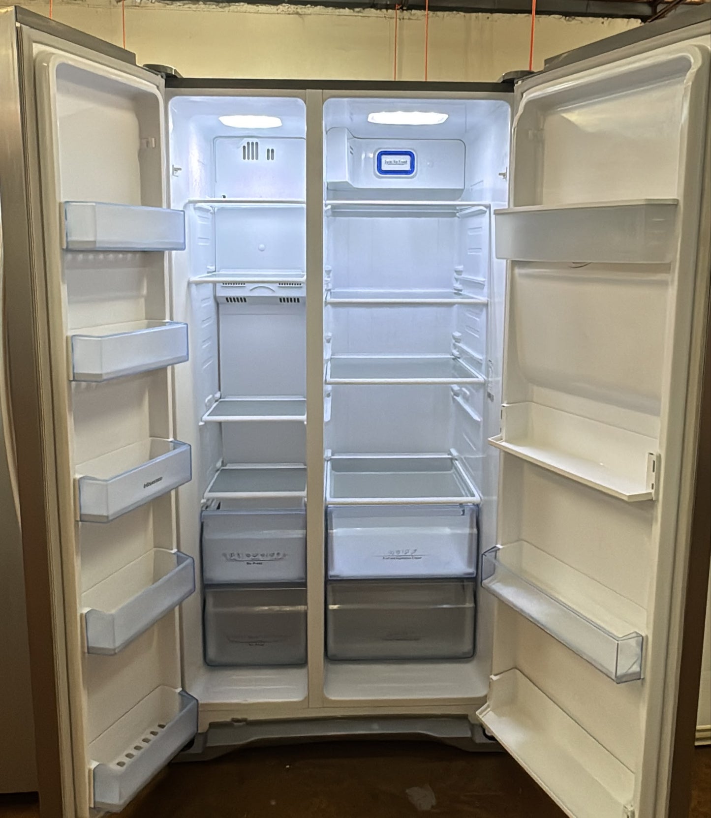 Hisense Side by Side Door Fridge Freezer 610L HR6SBSFF610 (33530)