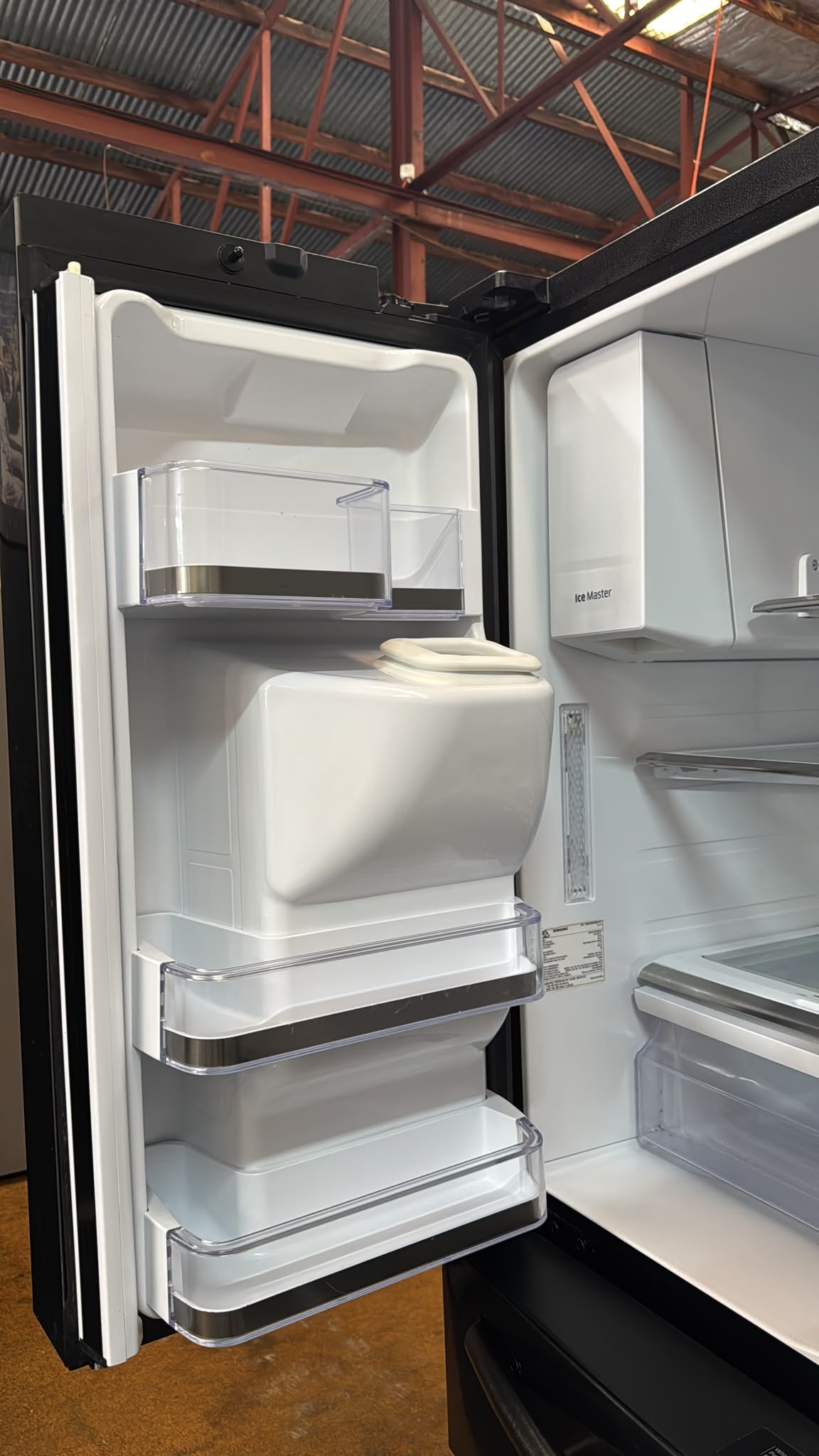 Samsung French Door Fridge Freezer 680L,  SRF677CDBLS  (33544)
