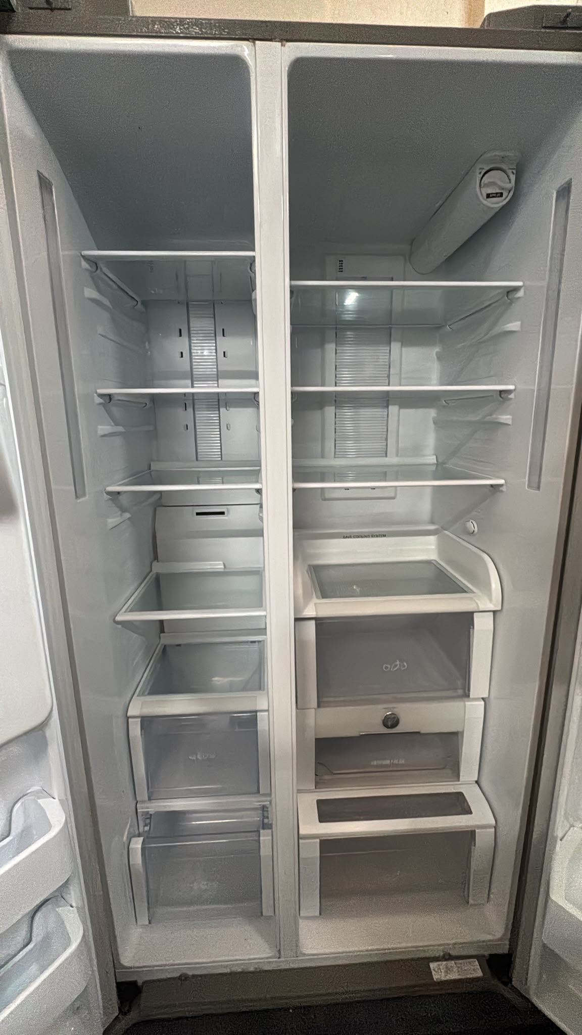 LG Side by Side Fridge Freezer 693L GRP247STSL (33548)