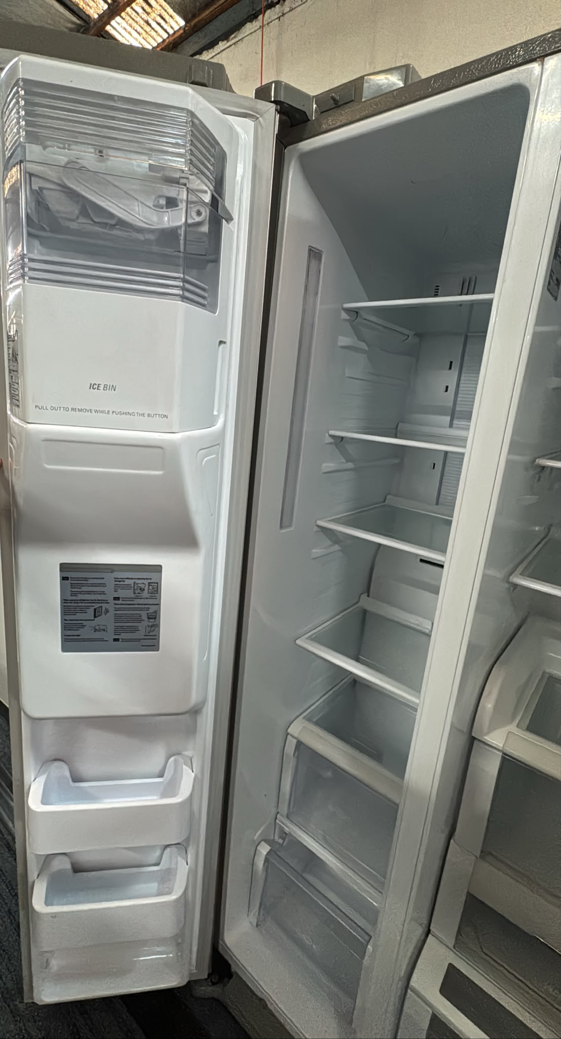 LG Side by Side Fridge Freezer 693L GRP247STSL (33548)