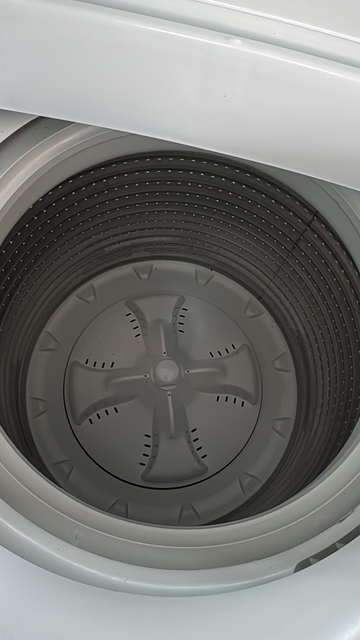 Fisher & Paykel Top Loader Washing Machine 7kg (33570)