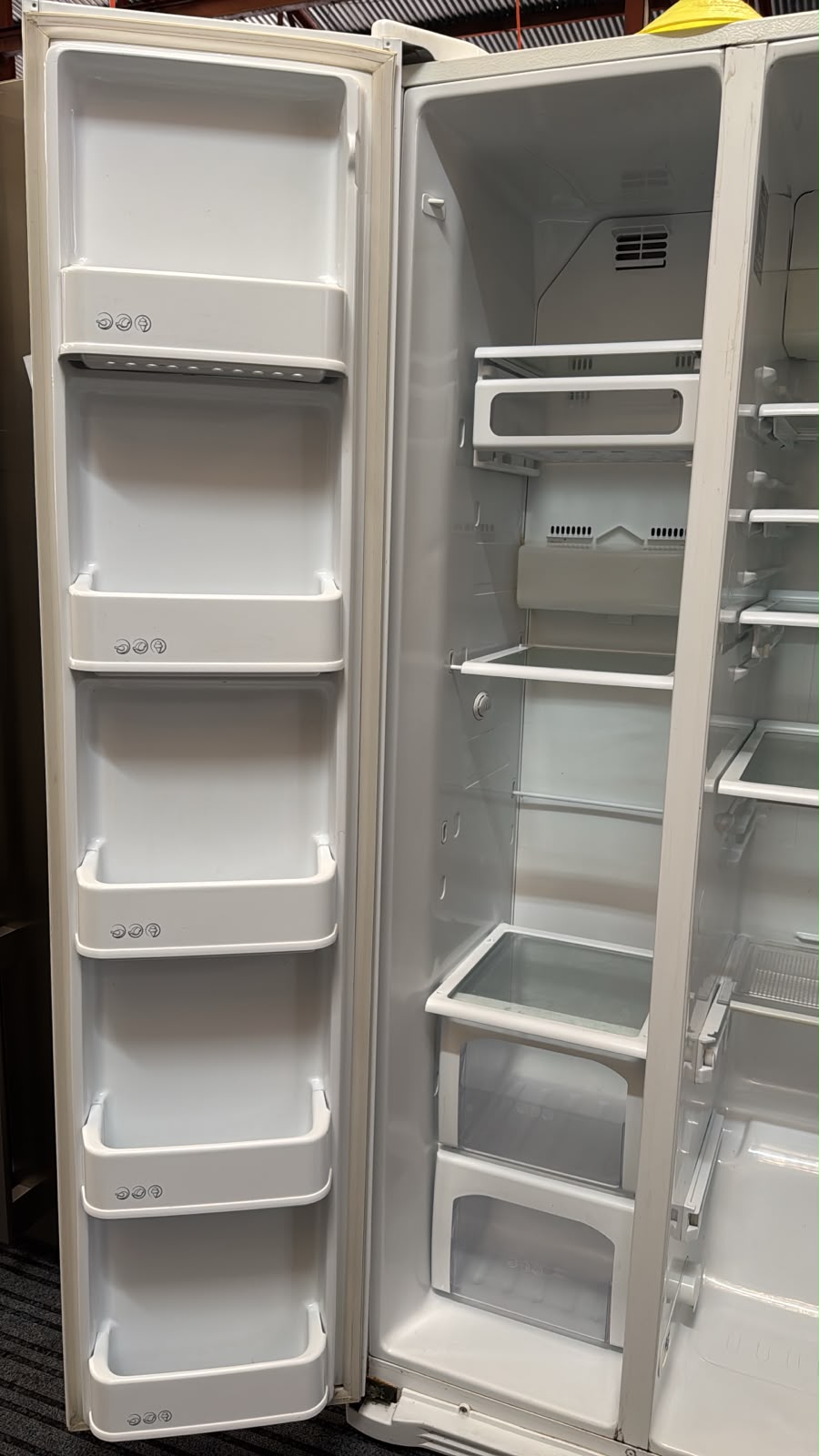 LG Side by Side Fridge Freezer 581L GRB197WVS (33575)