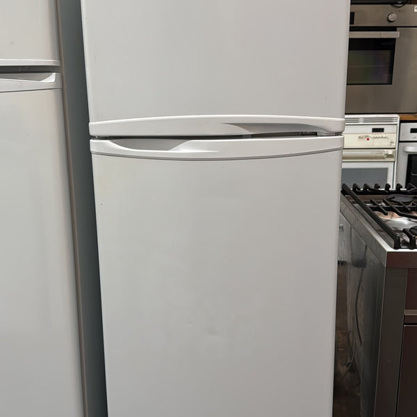 LG Top Mount Fridge Freezer 253L (33579)