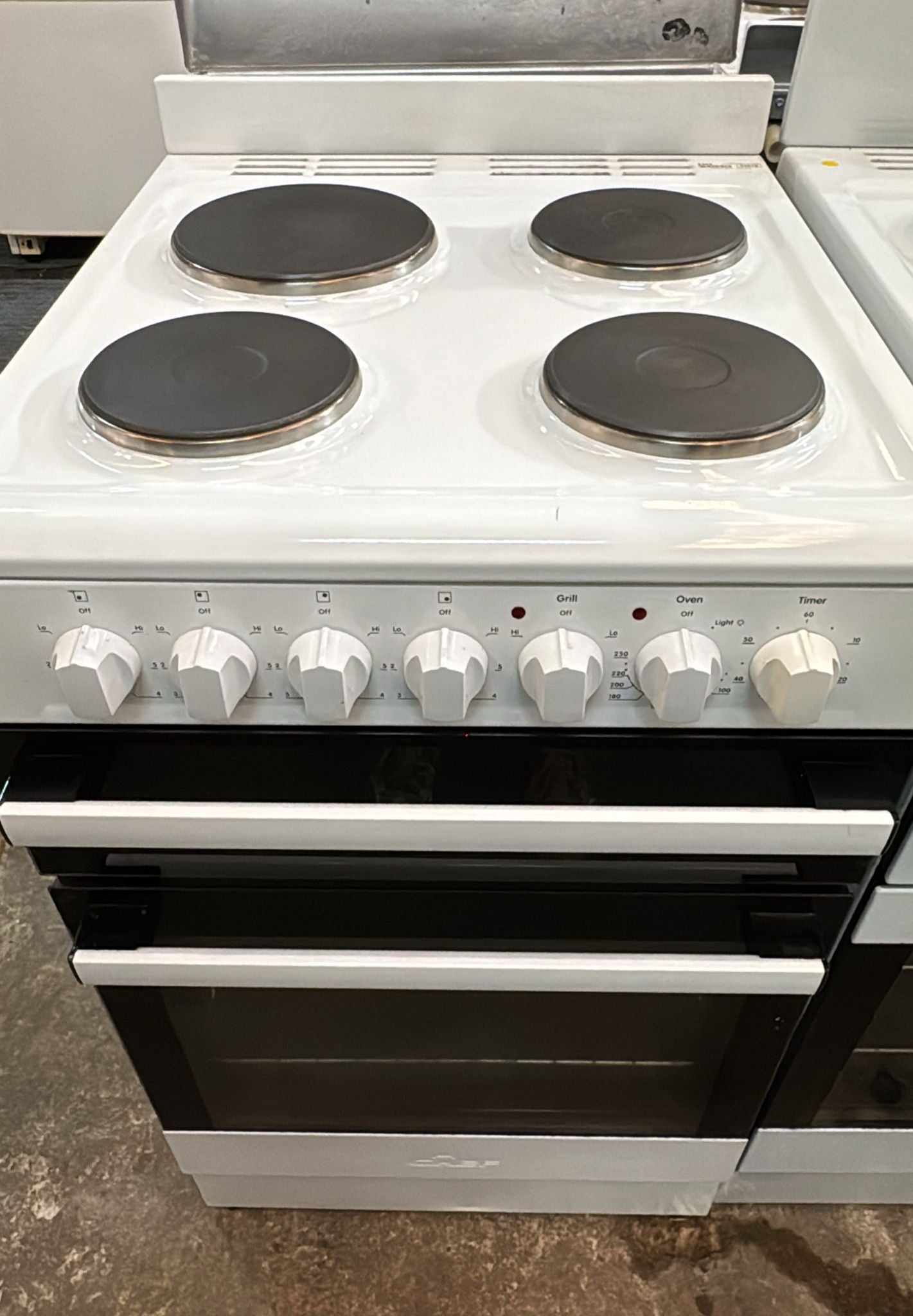 Chef 535 Freestanding Electric Stove 54cm (33618)