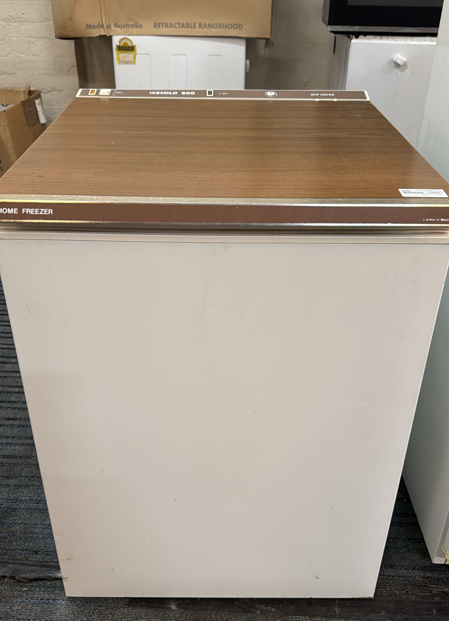 Malleys Chest Freezer 200L, NHF200DS (33620)