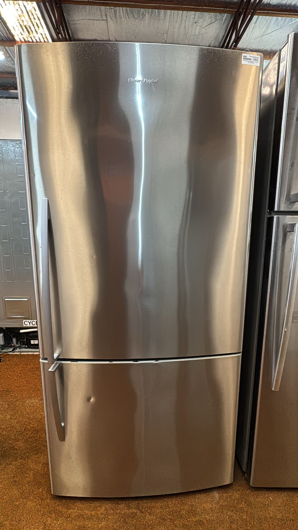 Fisher & Paykel Bottom Mount Fridge Freezer 519L, E522B (33624)