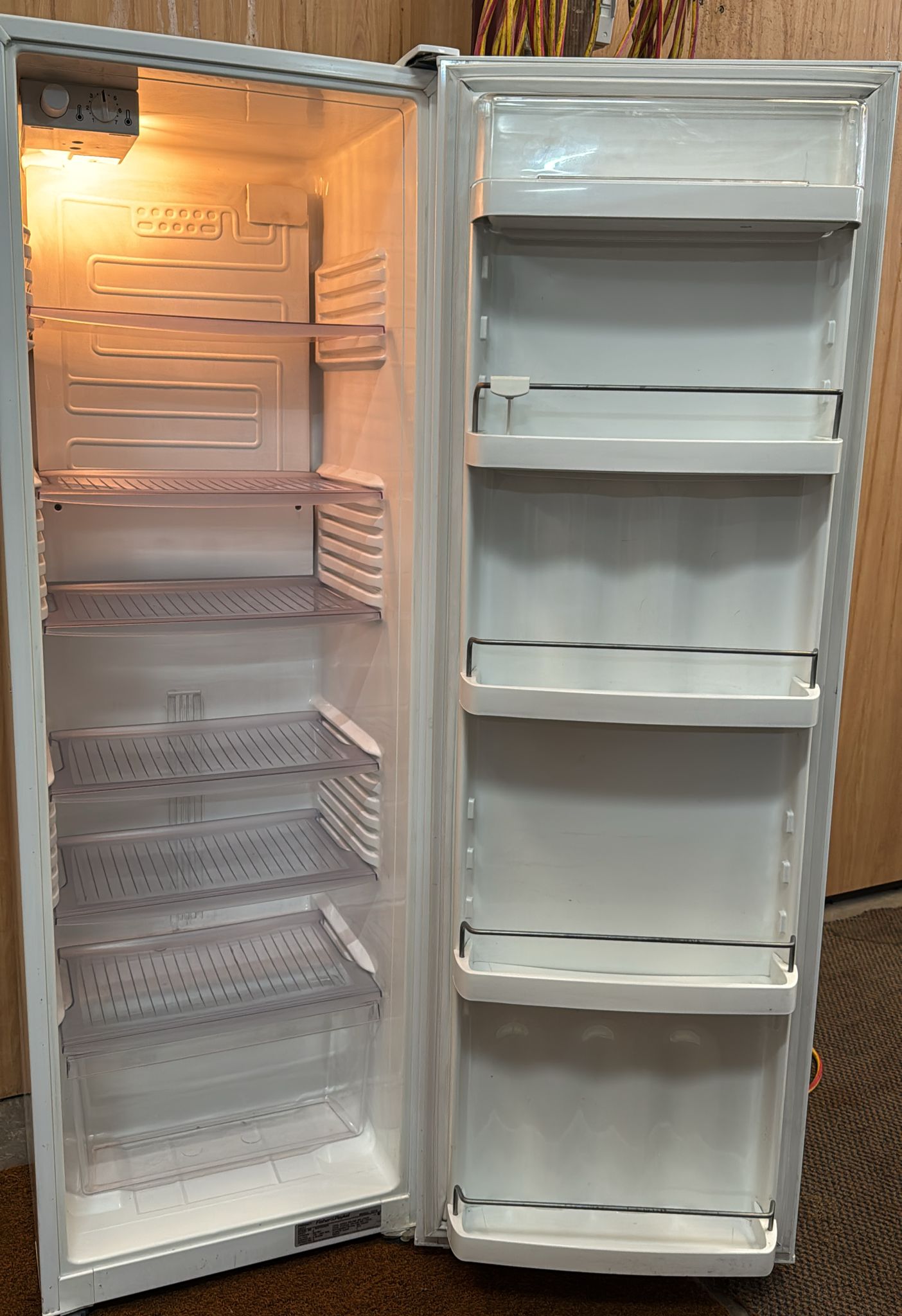 Fisher & Paykel Freestanding Fridge Only, C270 (33625)