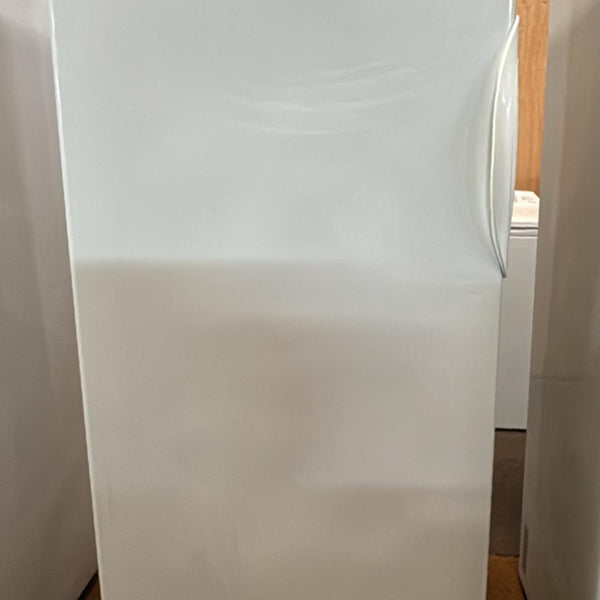 Westinghouse Upright Freezer Only 382L, FJ3983TL-6 (33635)