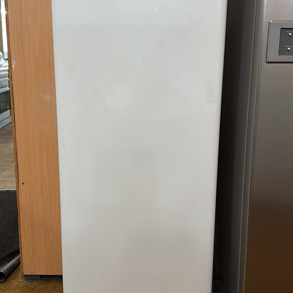 Fisher & Paykel Freestanding Fridge Only, C270 (33636)